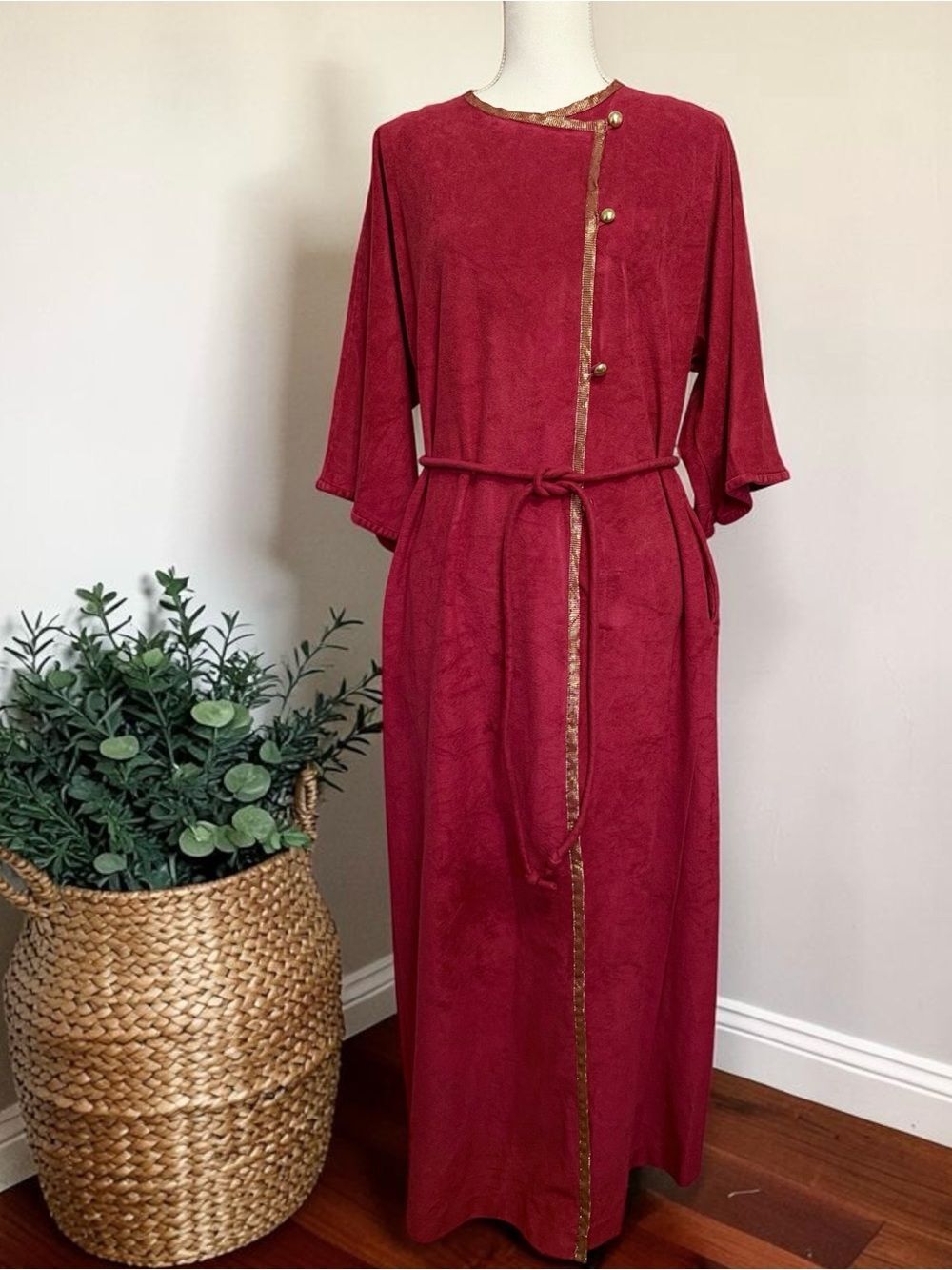 Vintage 70’s Vassarette Dark Red Velour Button Down Robe Sz M